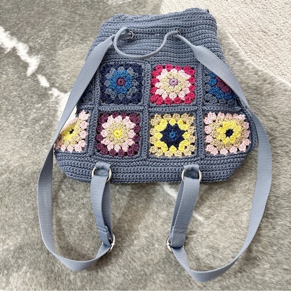 The Sak Sayulita Backpack Granny Square - Picture 5 of 11